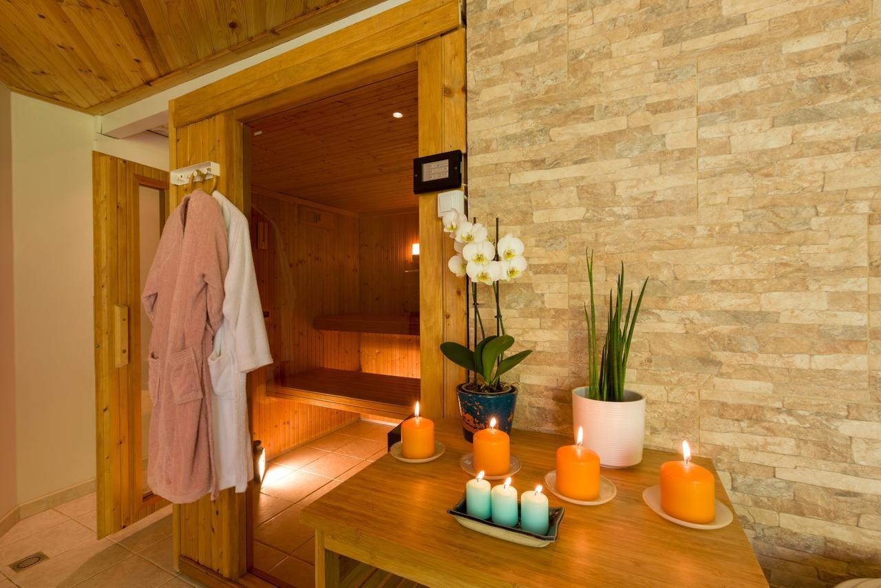 Sauna - Jacuzzi - 100% Prive - L'Estantada Linxe Bagian luar foto